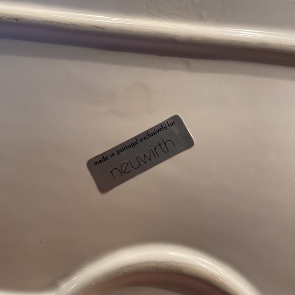 Neuwirth Portugal Basketweave Scone or Berry Tray - Picture 5 of 7